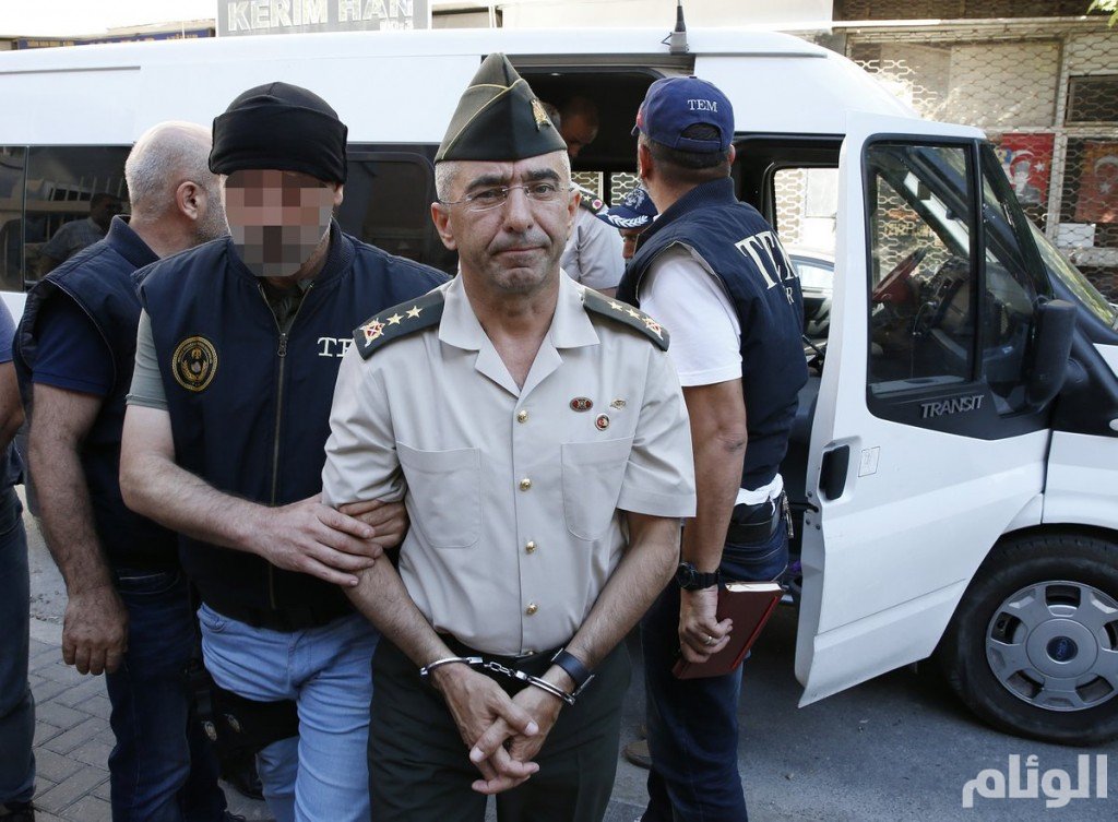 اعتقال قائد لواء الكوماندوز الـ11 في “دنيزلي” التركية على خلفية محاولة الانقلاب