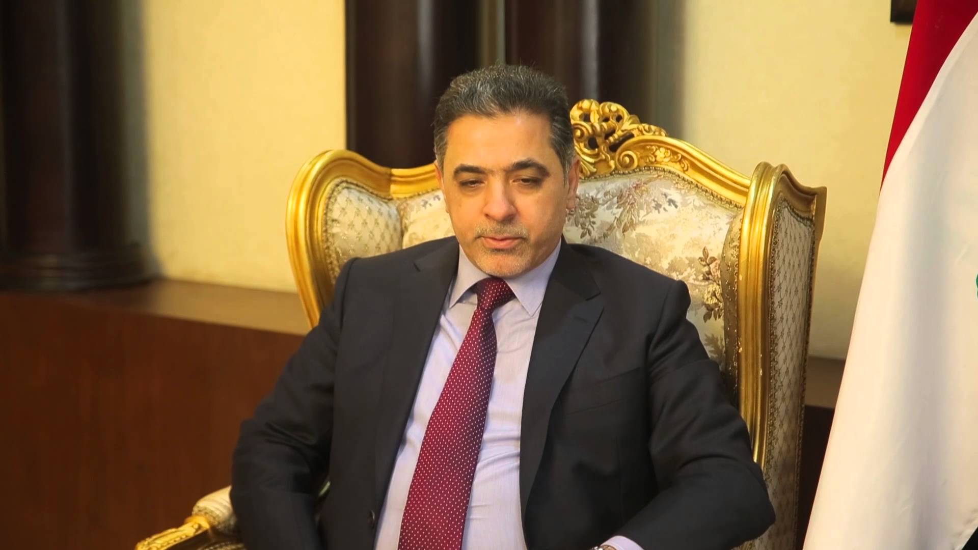 وزير الداخلية المستقيل يتهم العبادي بـ”تحريف الحقائق” بشأن تفجير الكرادة”