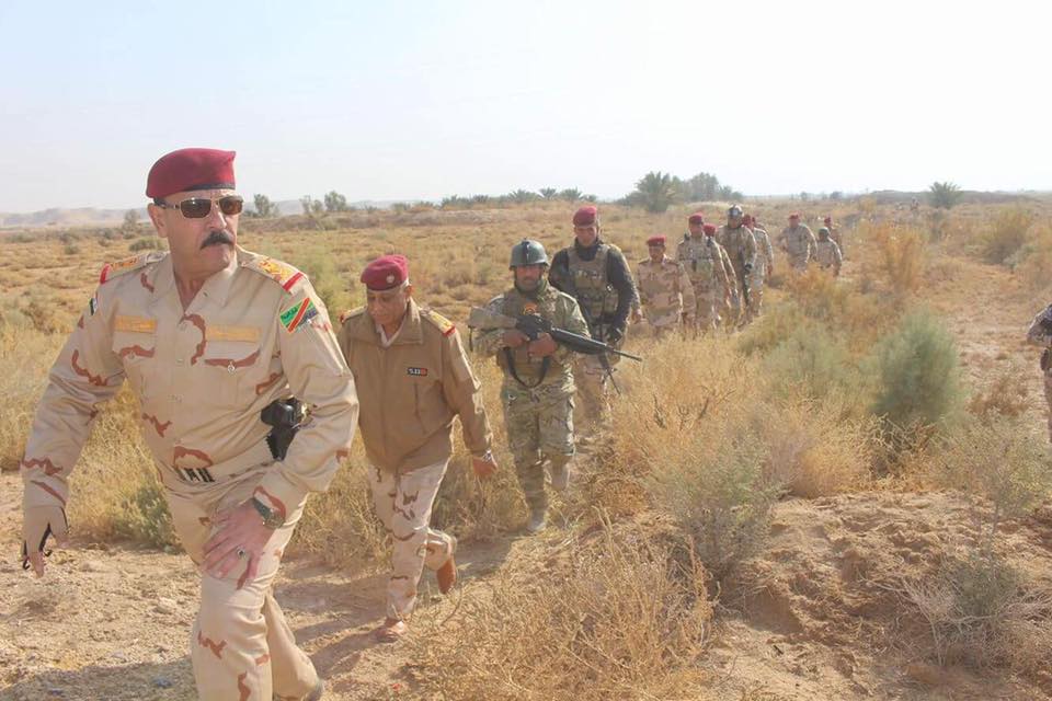 قائد عسكري يعلن توجيه ضربات “مؤثرة” على اهداف داعش غربي الأنبار