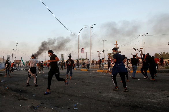العراق.. إصابة 7 متظاهرين برصاص الأمن في ذي قار