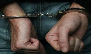 شرطة البصرة: اعتقال متهم “متخفياً بزي نسائي” بين الزائرين